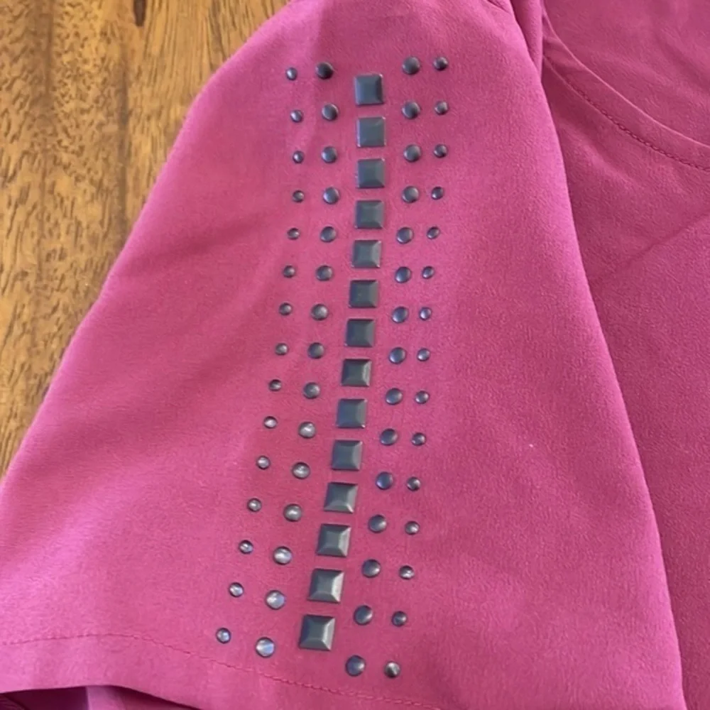 NWOT burgundy top 124 - Picture 3 of 4